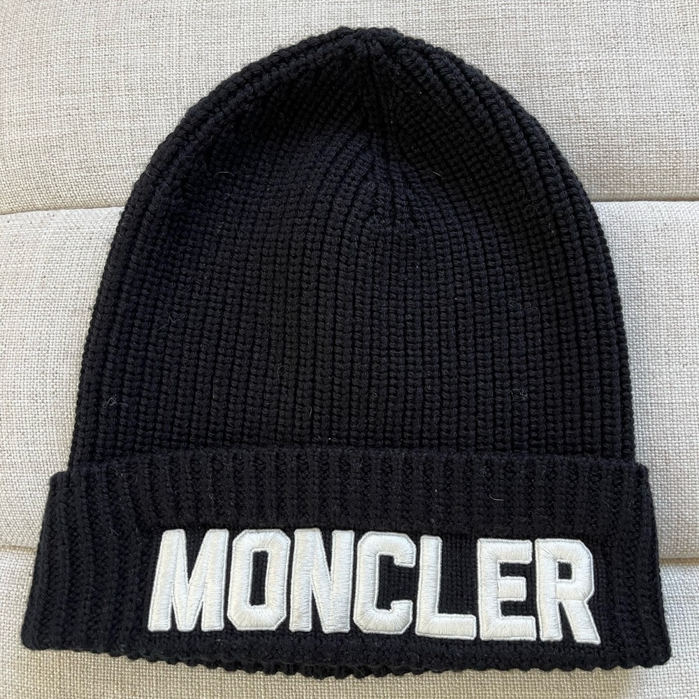 Moncler Black Embroidered Beanie